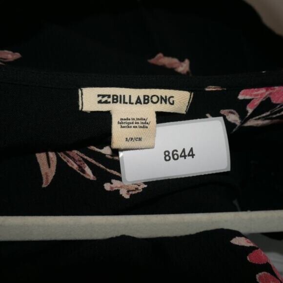 Billabong Mini Wrap Dress Womens Small Black Floral Crinkle Boho Long Sleeve - Picture 9 of 9